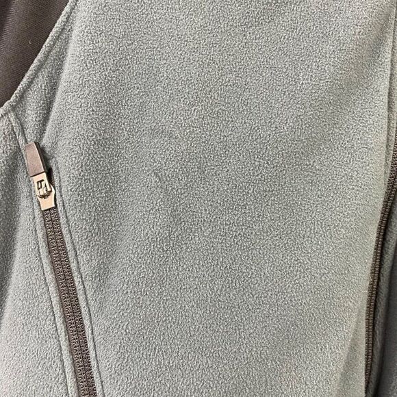 REI Gray and Black full zip long sleeve fleece jacket.  Men's size Medium - Picture 5 of 8